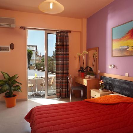 Marietta Hotel Apartments Pastida Exterior foto
