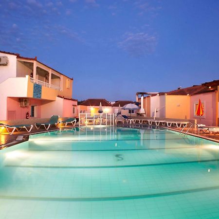 Marietta Hotel Apartments Pastida Exterior foto