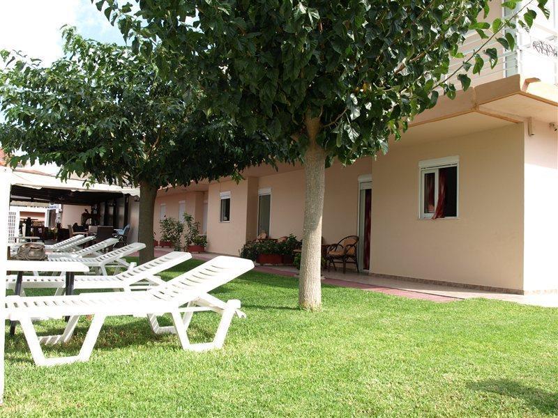 Marietta Hotel Apartments Pastida Exterior foto